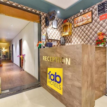 Nidhivan Hotel And Rooms Surat Exterior photo
